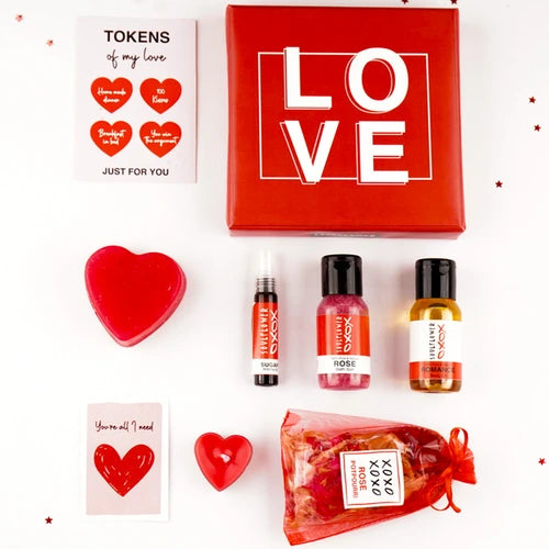 Love is in the Air Valentine's Giftset