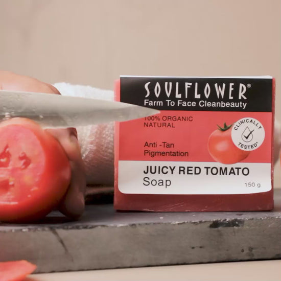 A video describing the texture of Anti Pigemntation Tomato soap